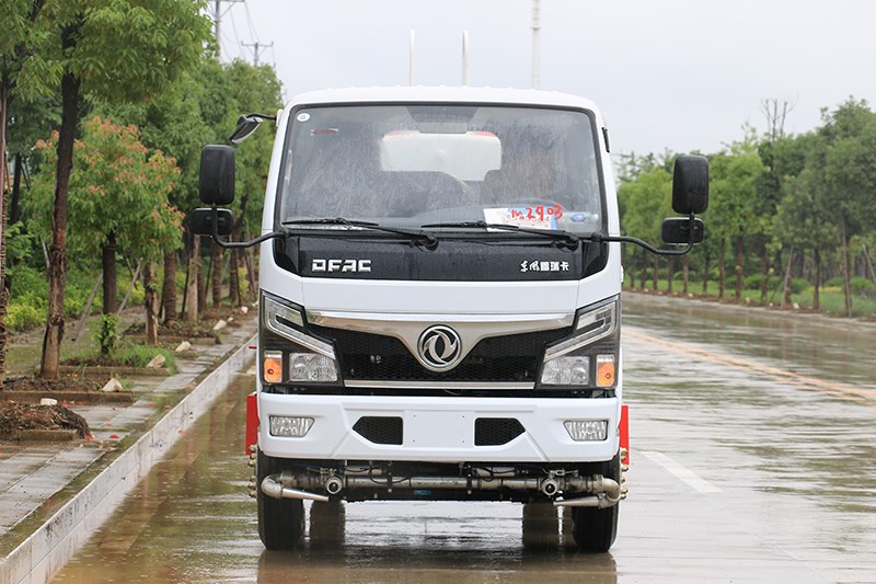 國(guó)六小福瑞卡 5噸 噴霧車(chē)